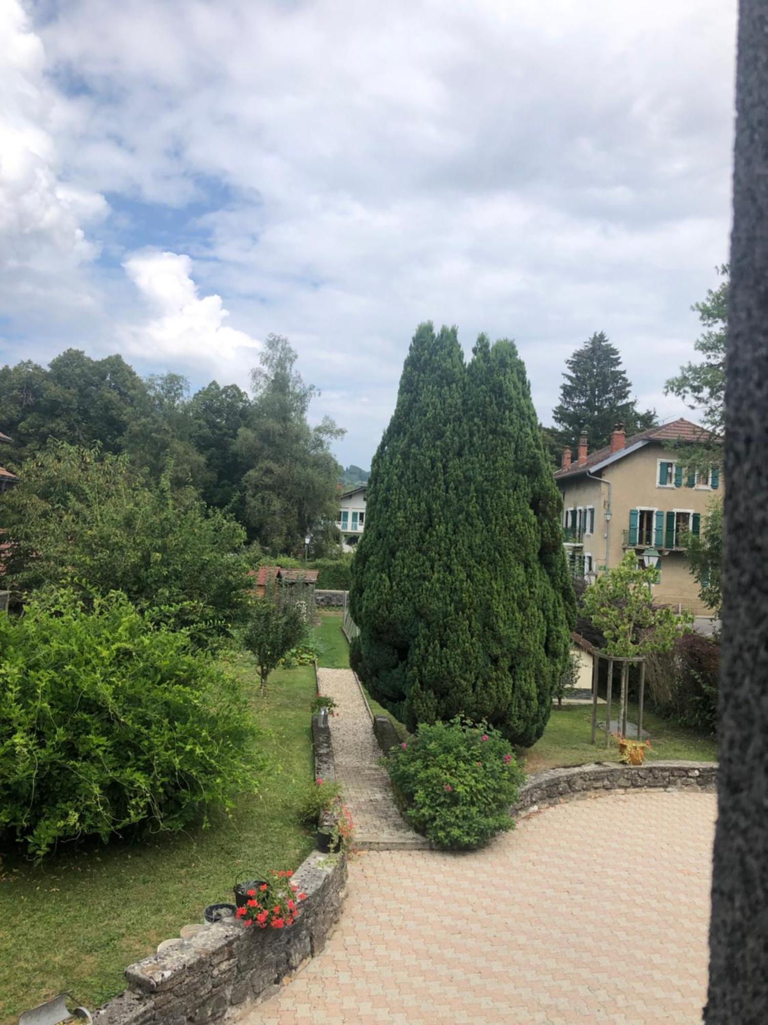 La Chrysalide Appartement Boege Buitenkant foto