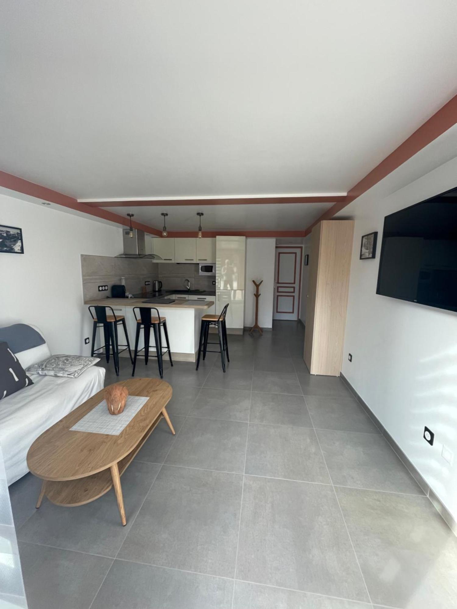 La Chrysalide Appartement Boege Buitenkant foto